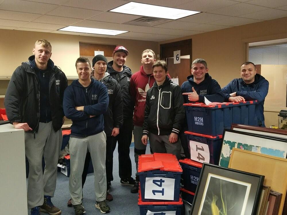 Moving Companies in Chicago Give Tips on How to Relocate Businesses